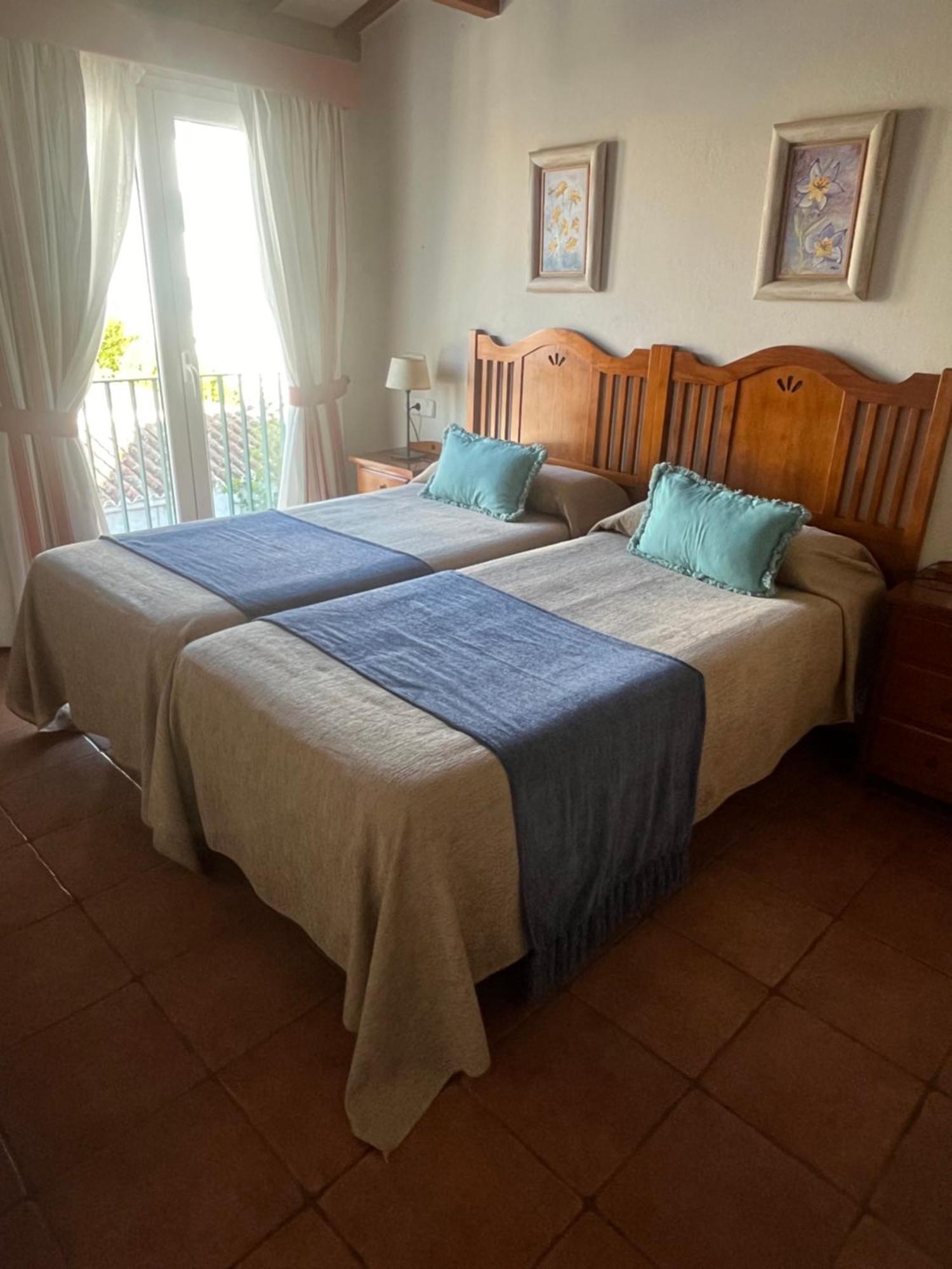 Hotel Es Mercadal Luaran gambar