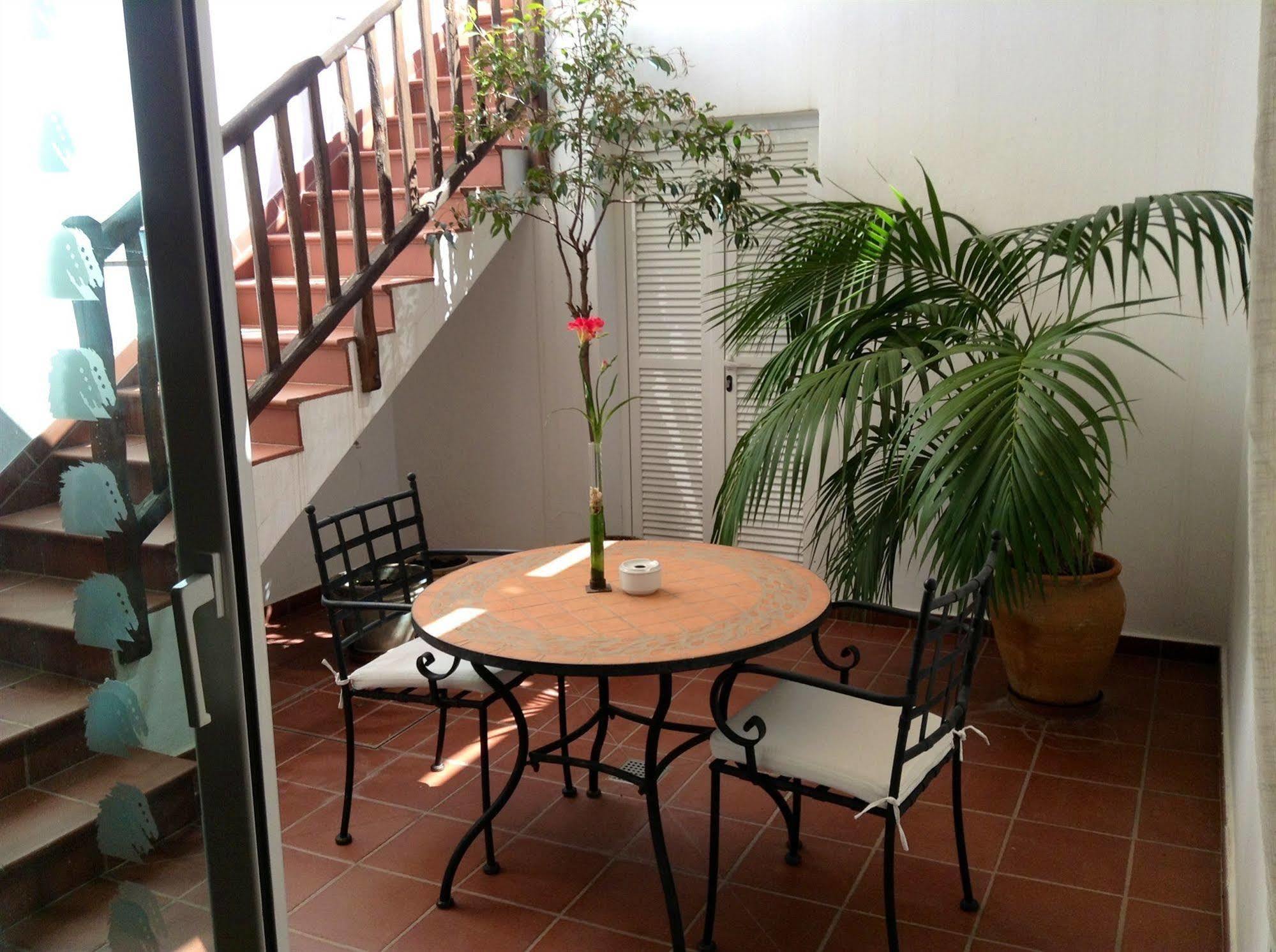 Hotel Es Mercadal Luaran gambar